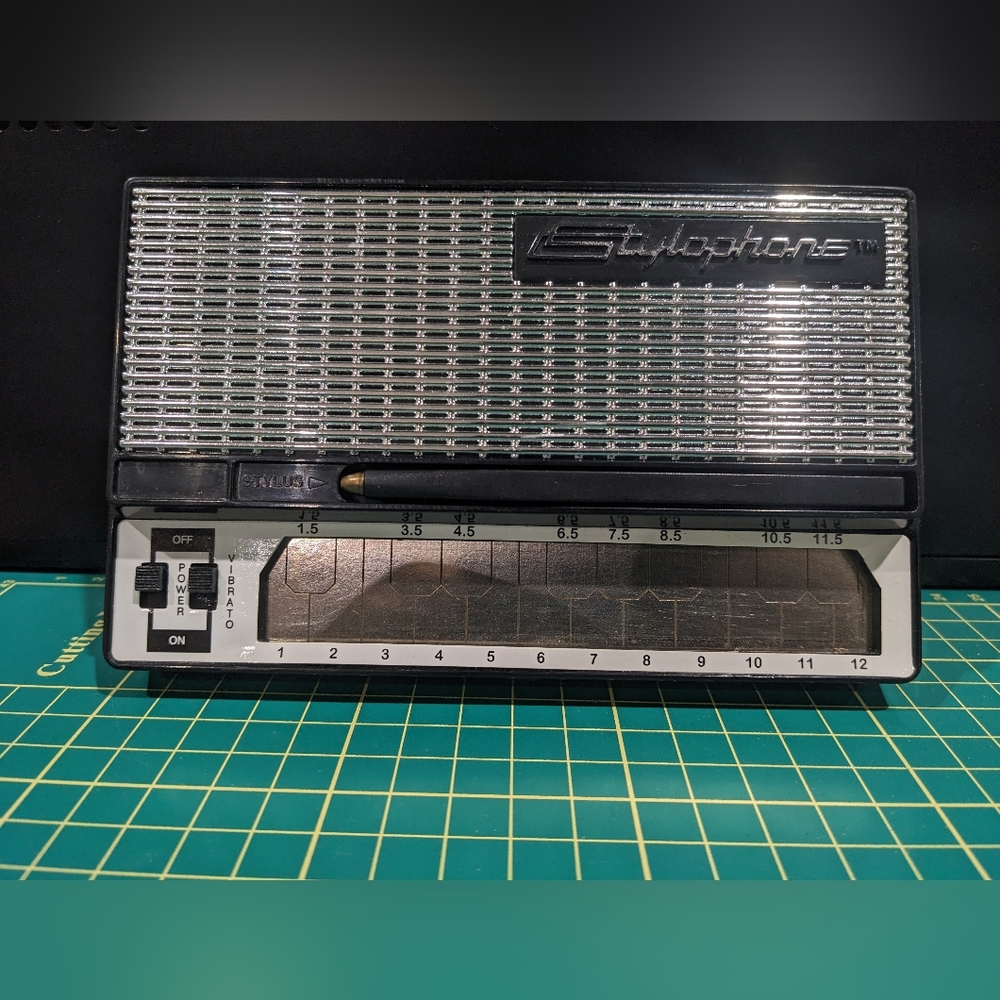 Dubreq Stylophone Pocket Synthesizer Analog Sound Speaker Synth Bass Sounds Box